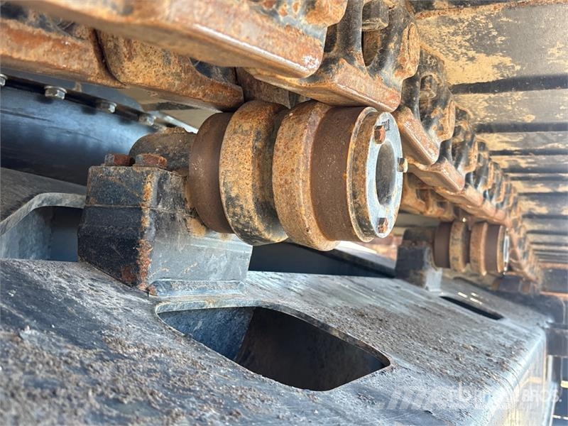 Link-Belt 220 X4S Tracked Excavator Crawler excavators