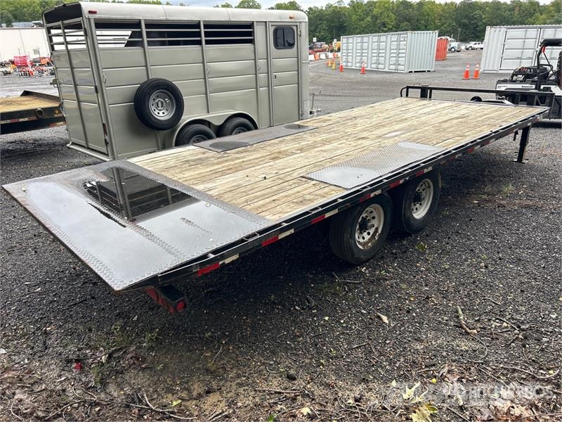 Load Trail 22 ft T/A Tilt Deck Trailer Low loaders