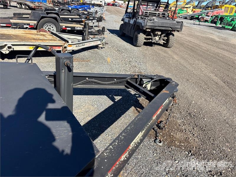 Lucon 4T202HDBW 20 ft T/A Equipment Trailer 차량 운반용 트레일러
