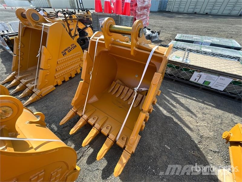  LYALS ALS EB320 46 in Digging Excavator Bucket (Un Cucharones