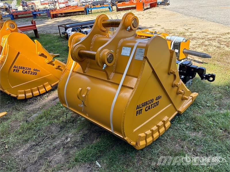  LYALS ALS EB320 48 in Digging Excavator Bucket - F دلاء