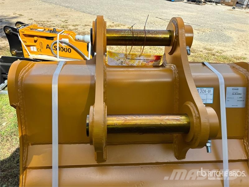  LYALS ALS EB320 48 in Digging Excavator Bucket - F دلاء