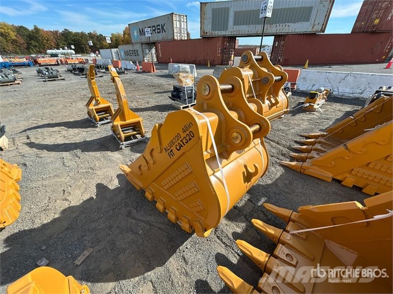  LYALS ALS EB320 48 in Digging Excavator Bucket (Un Cucharones