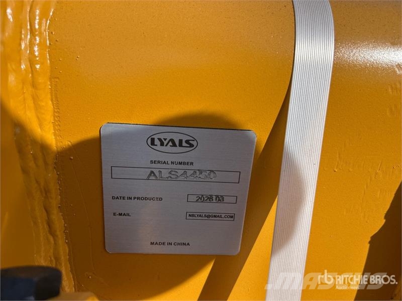  LYALS ALS EB320 48 in Digging Excavator Bucket (Un Cucharones