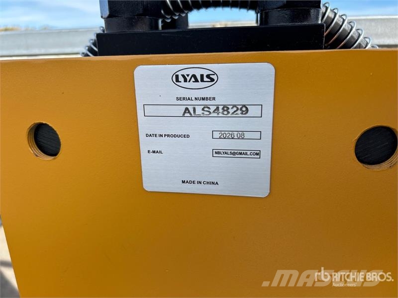  LYALS ALS680 48 in Skid Steer Post Driver (Unused) Attrezzature per recinzioni