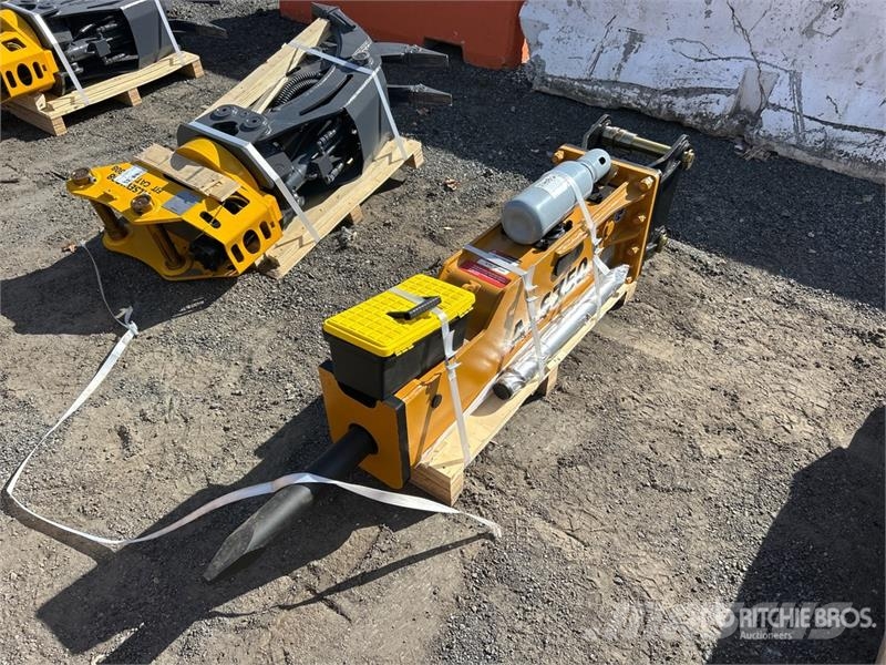 LYALS ALS750 72 in Hydraulic Breaker (Unused) 鐵鎚/碎石機