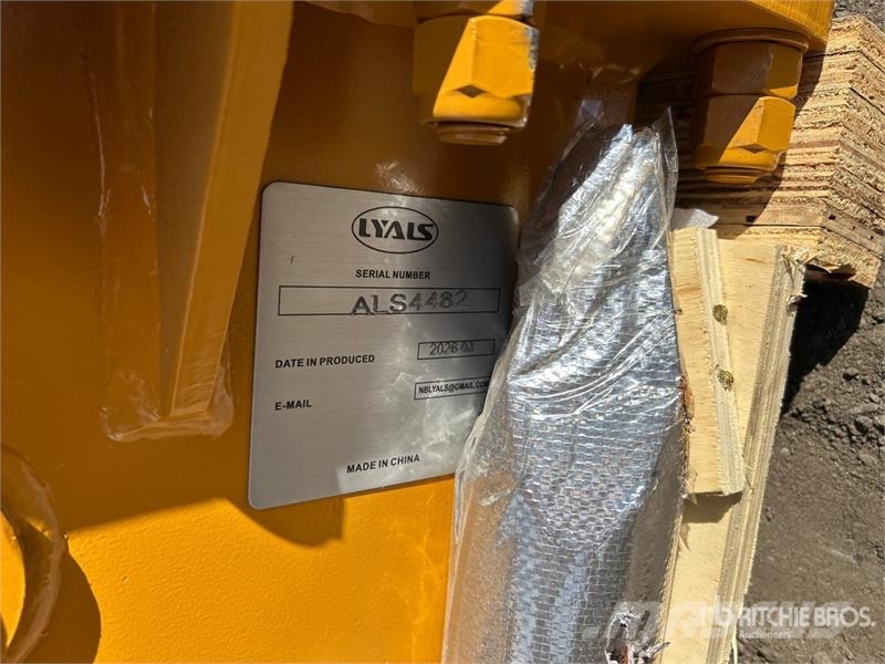 LYALS ALS750 72 in Hydraulic Breaker (Unused) 鐵鎚/碎石機