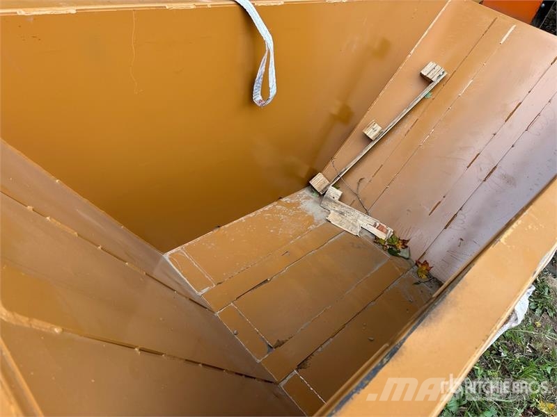 LYALS ALSBB 3 cyd Bedding Box (Unused) Pipeline equipment
