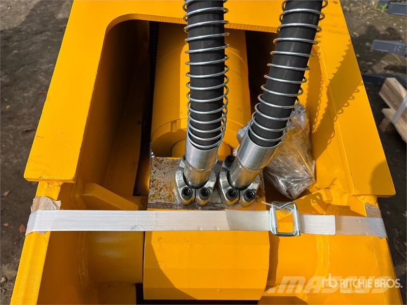 LYALS ALSDP320 Demolition Pulverizer - Fits CAT 32 크러셔