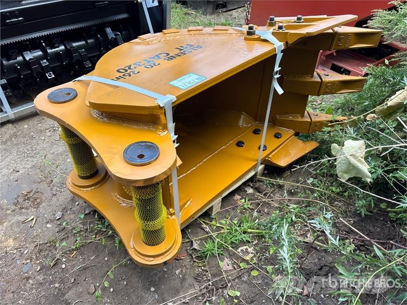LYALS ALSENB320 27 in Digging Excavator Bucket - F Baldes