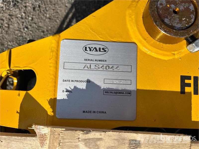  LYALS ALSEWG60 54 in Wood Excavator Grapple (Unuse خطاطيف