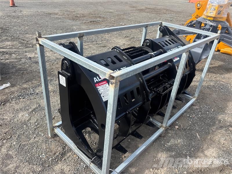 LYALS ZMQ01 72 in Skeleton Skid Steer Grapple (Unu Grabeži