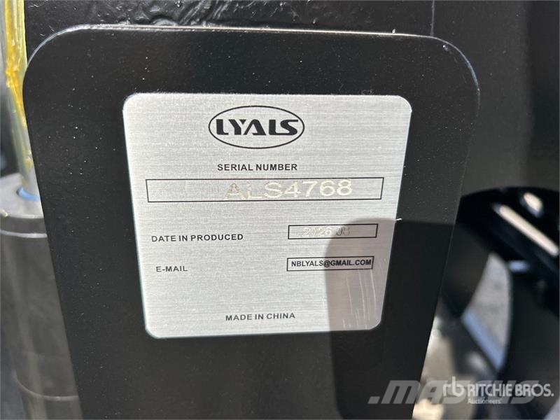  LYALS ZMQ01 72 in Skid Steer Grapple (Unused) خطاطيف