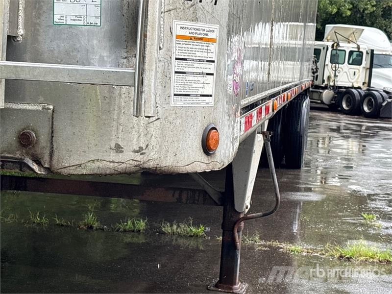 MAC 48 ft Tri/A Live Bottom Trailer Schuifvloeropleggers