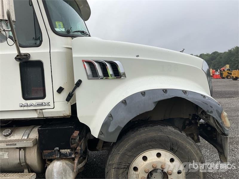 Mack CTP713 Granite 8x4 Tri/A Dump Truck Tipper trucks