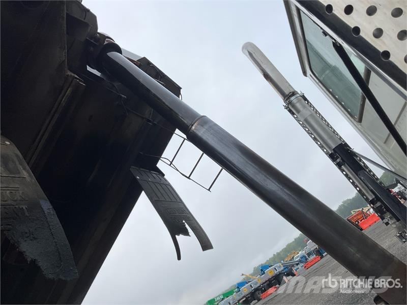 Mack CTP713 Granite 8x4 Tri/A Dump Truck Tipper trucks