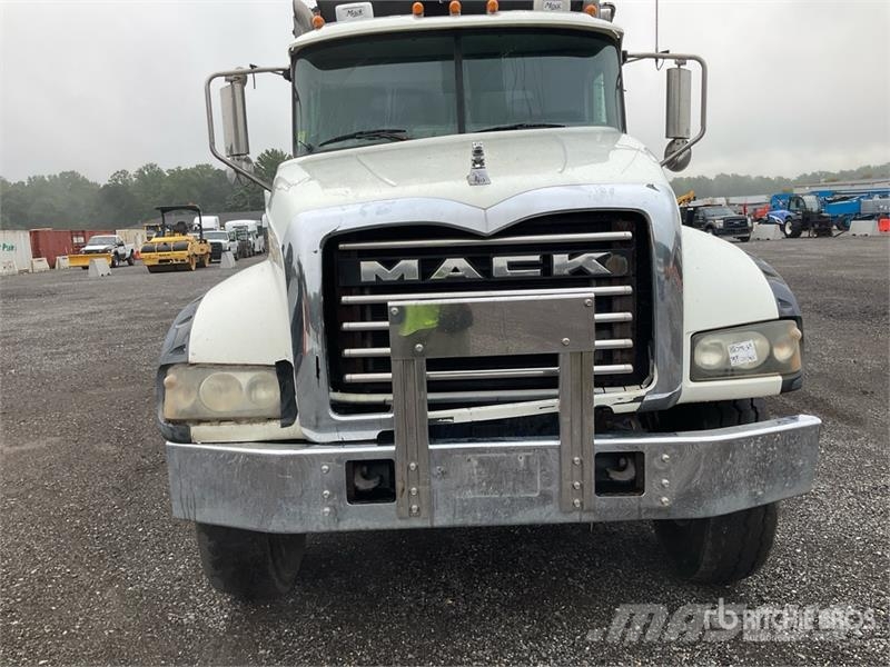 Mack CTP713 Granite 8x4 Tri/A Dump Truck Tipper trucks