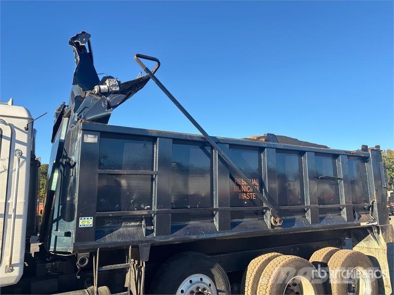 Mack CV713 Granite Грузовики-Самосвалы