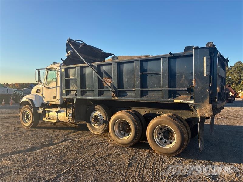 Mack CV713 Granite Грузовики-Самосвалы