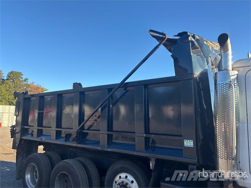 Mack CV713 Granite Грузовики-Самосвалы