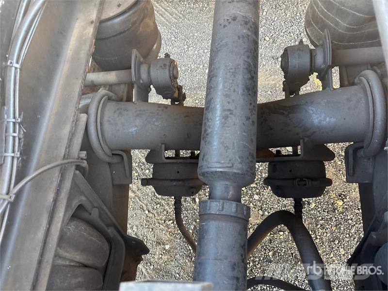 Mack CV713 Granite Грузовики-Самосвалы