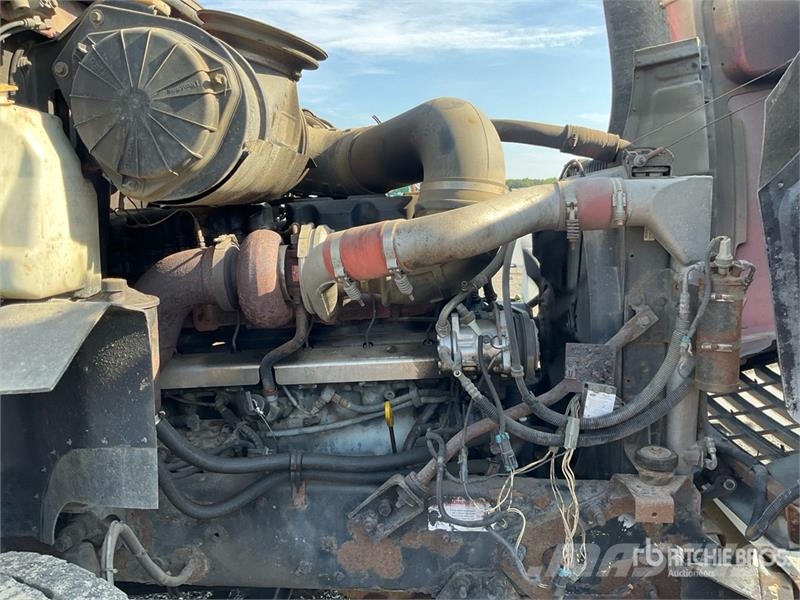 Mack CX613 Autotractoare