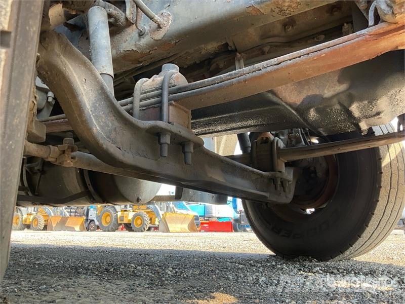 Mack CX613 Autotractoare