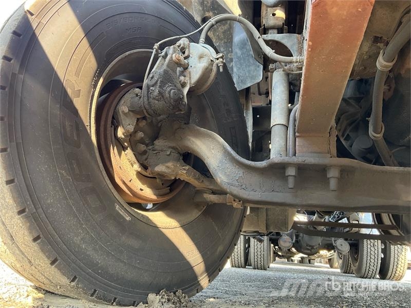 Mack CX613 Autotractoare