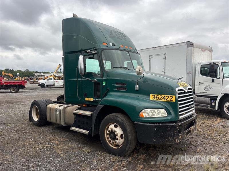 Mack CXU612 Dragbilar