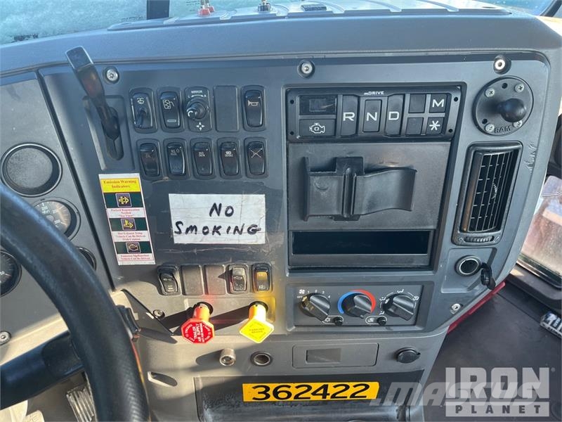 Mack CXU612 Dragbilar