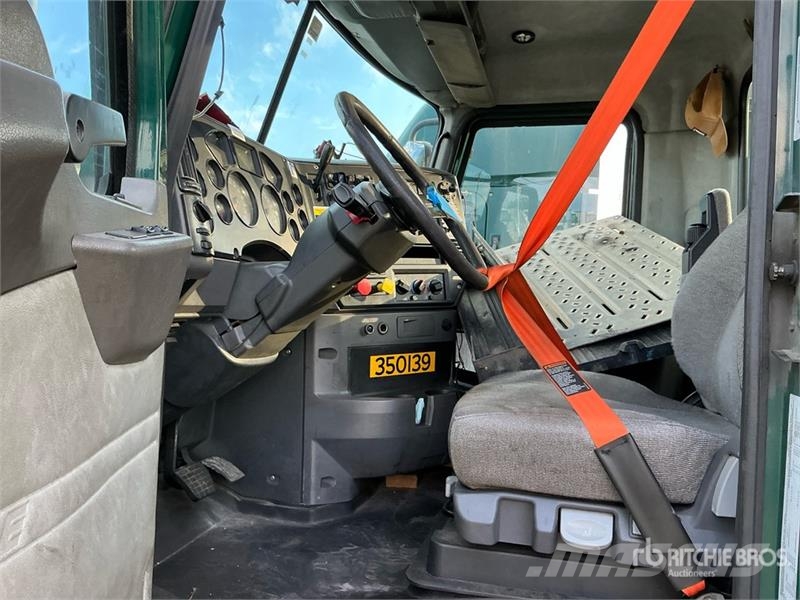 Mack CXU612 Dragbilar