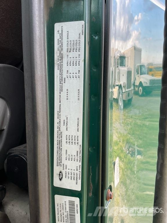 Mack CXU612 Dragbilar