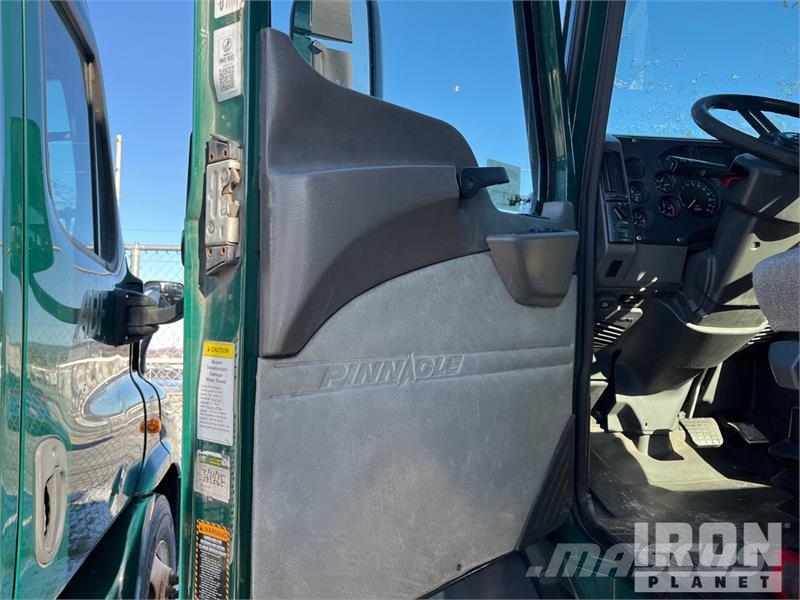 Mack CXU612 Dragbilar