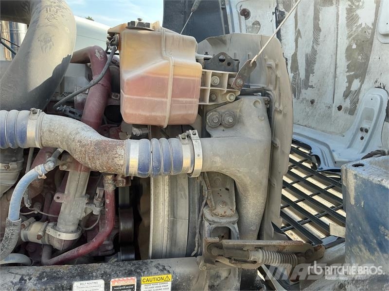 Mack CXU613 Vilcēji