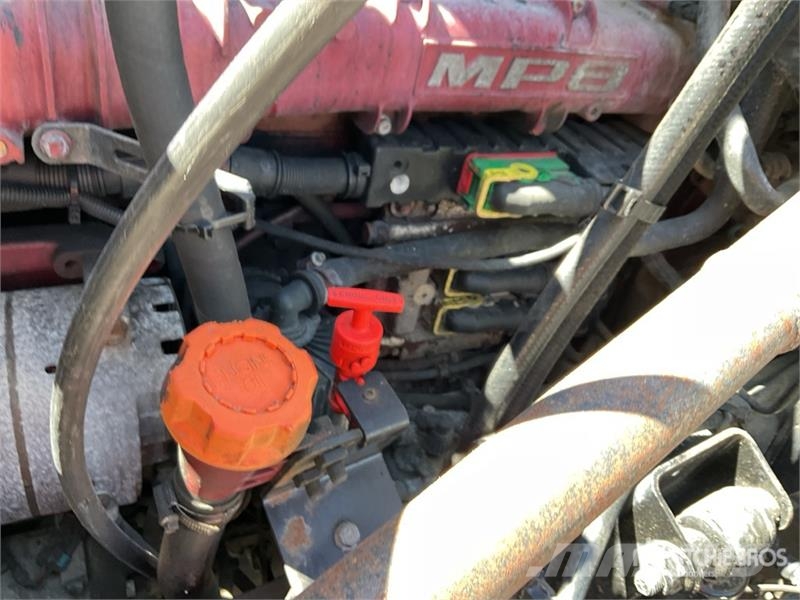 Mack CXU613 Truck Tractor Units
