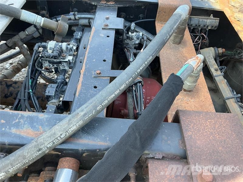 Mack CXU613 Vilcēji