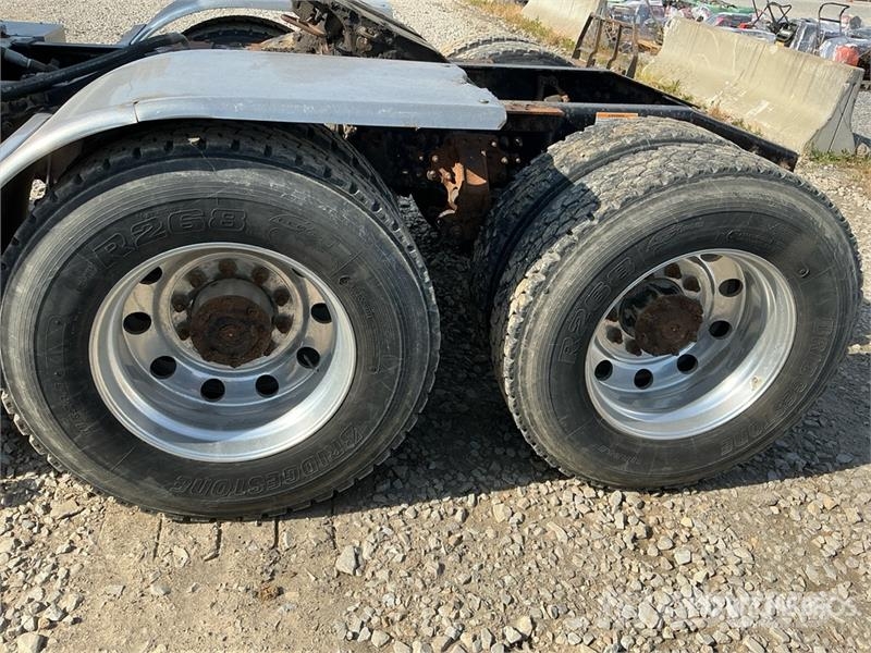 Mack CXU613 Vilcēji