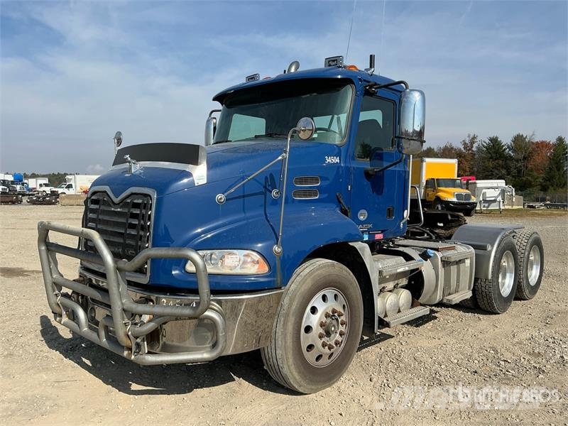 Mack CXU613 Vilcēji