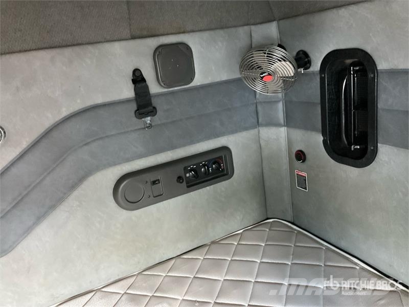 Mack CXU613 Pinnacle Tegljači