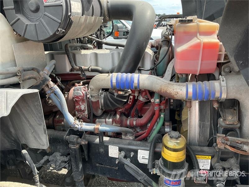 Mack CXU613 Pinnacle Tegljači