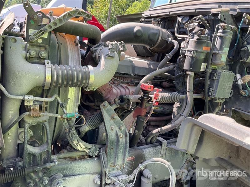 Mack GR64F 8x4 Tri/A Dump Truck (Inoperable) Kiper tovornjaki