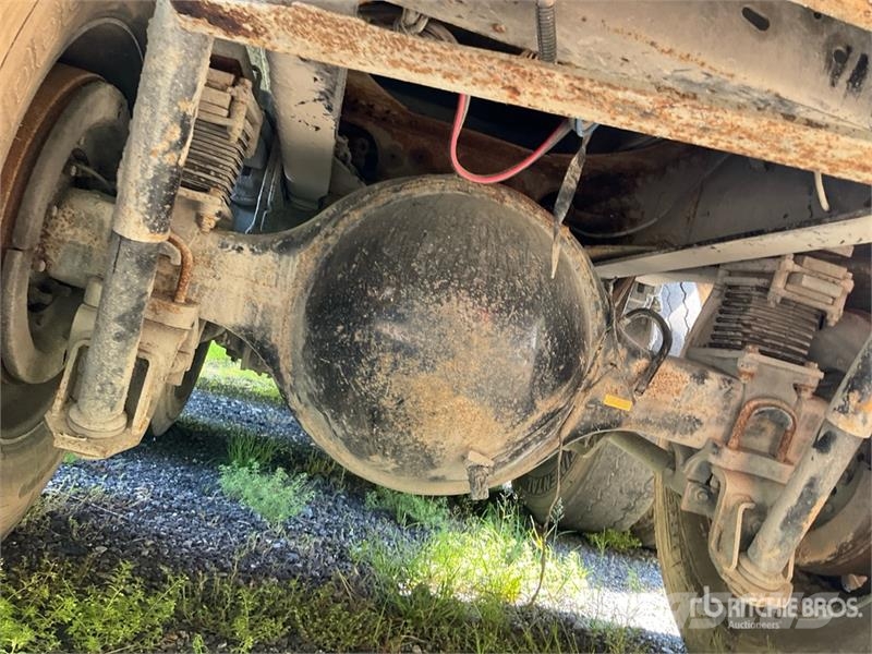 Mack GR64F 8x4 Tri/A Dump Truck (Inoperable) Kiper tovornjaki