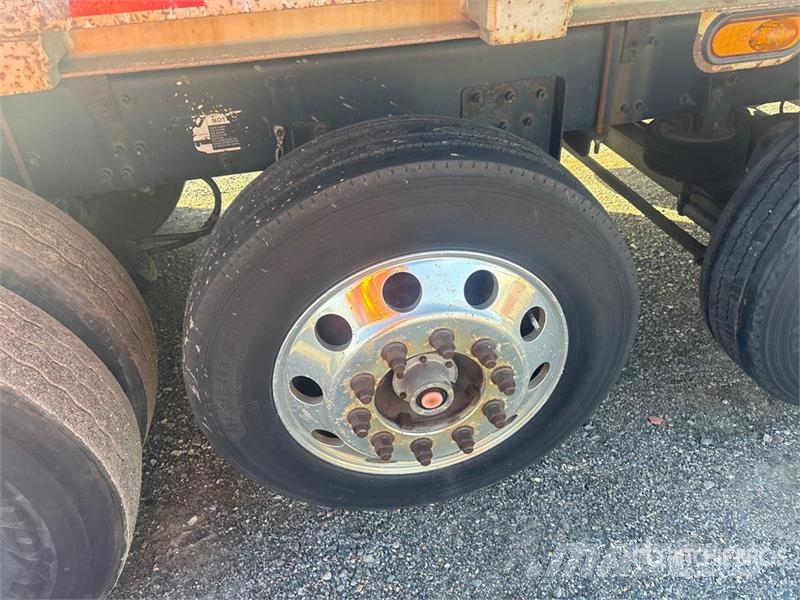 Mack GU713 Granite 12x4 Flatbed Truck Madelautod