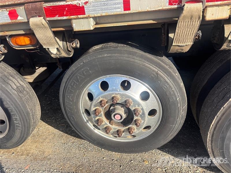 Mack GU713 Granite 12x4 Flatbed Truck Madelautod