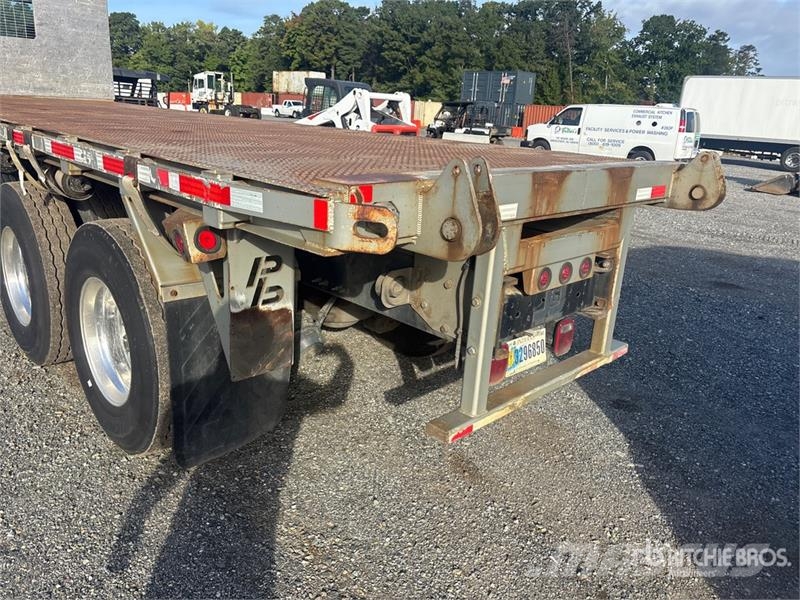 Mack GU713 Granite 12x4 Flatbed Truck Madelautod