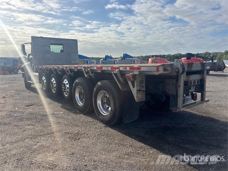 Mack GU713 Granite 12x4 Flatbed Truck Madelautod