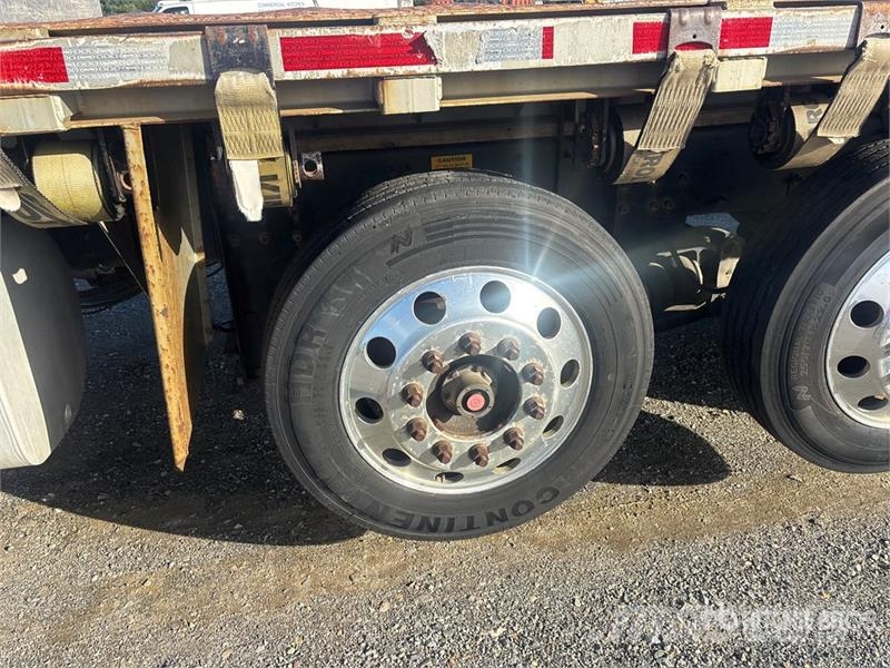 Mack GU713 Granite 12x4 Flatbed Truck Madelautod
