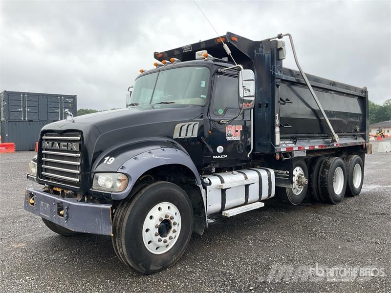 Mack GU713 Granite 8x4 Tri/A Dump Truck Tipper trucks