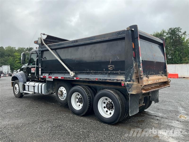 Mack GU713 Granite 8x4 Tri/A Dump Truck Tipper trucks