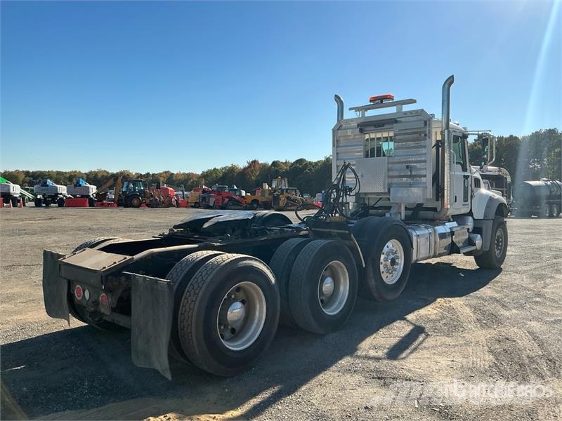 Mack GU713 Granite 8x4 Tri/A Day Cab Truck Tractor Trekkers
